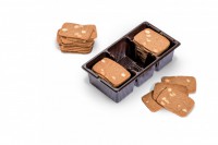 Destrooper-Olivier supplies its Almond Thins in three different tray formats with two to four compartments.