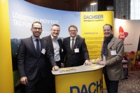 Talking shop about logistics: (from left) Michael Scheid, René Soldner and Dirk Alexander from Dachser SE with Andreas Winkels (InterCookies24 GmbH).